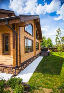 Предложение деревянных домов составляет не более 15 процентов от всего предложения загородных домов