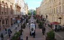 В настоящее время в Санкт-Петербурге реализуется менее 40 проектов апартаментов разных классов